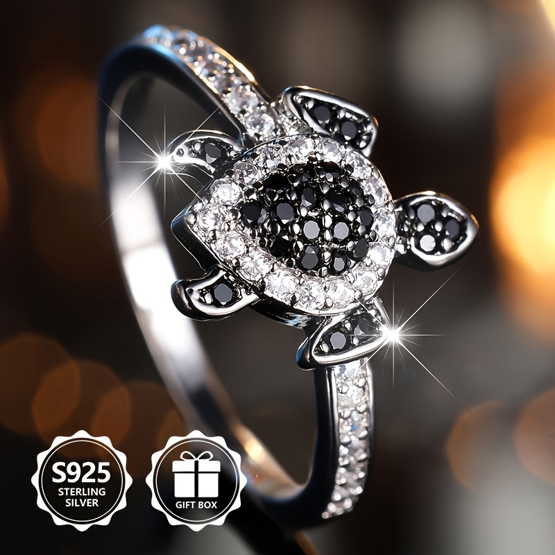 Vintage Style Silver Ring with Turtle Design